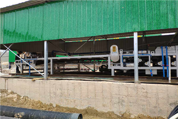 江蘇省深井孔專用護壁液鉆井提沙化學(xué)粉 鞏義睿容環(huán)保20年專業(yè)生產(chǎn)與創(chuàng)新